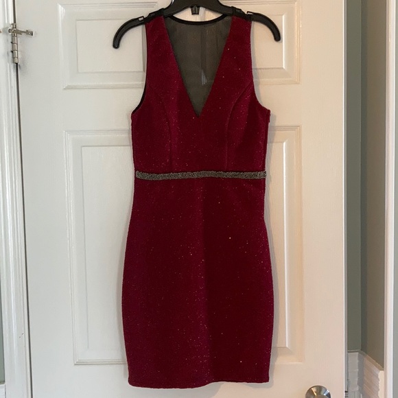 le chateau Dress - Picture 2 of 10